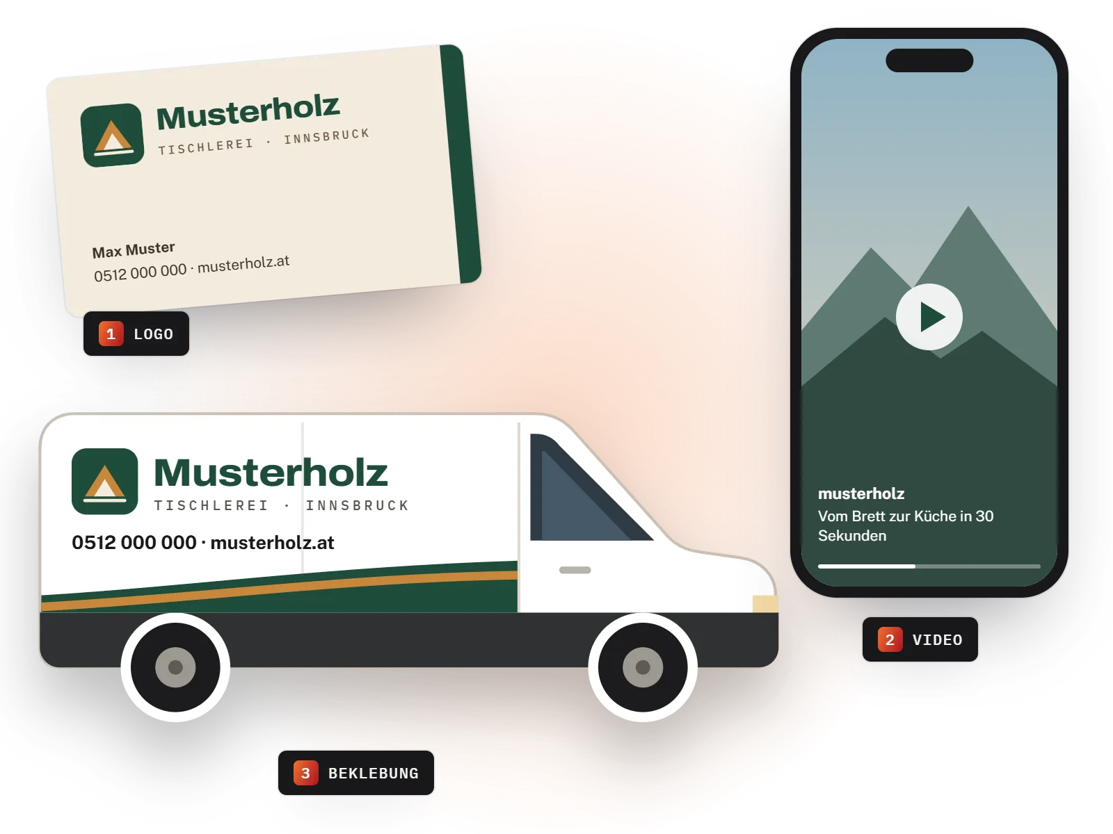 Beispiel eines einheitlichen Markenauftritts für eine fiktive Tischlerei: Logo auf der Visitenkarte, Video am Smartphone und beklebter Firmenwagen